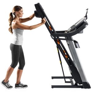 Беговая дорожка NordicTrack C990 фото в сложенном виде
